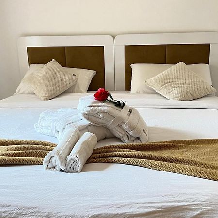 Appartement De Luxe Avec Jardin Vue Sur La Piscine Golf Securise 24H Sur 24 A 5 Minutes De L Aeroport Marrakesh Eksteriør billede