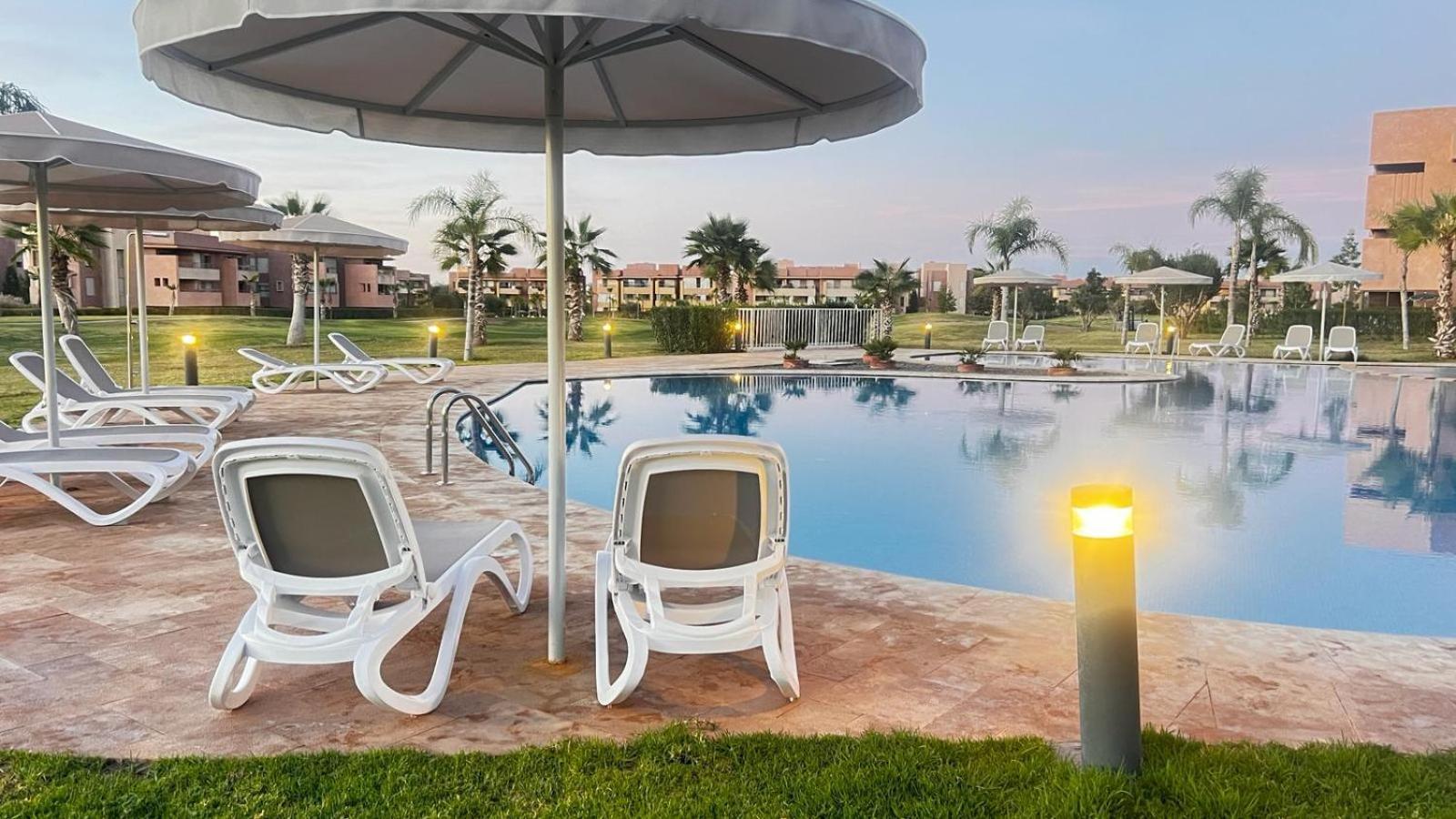 Appartement De Luxe Avec Jardin Vue Sur La Piscine Golf Securise 24H Sur 24 A 5 Minutes De L Aeroport Marrakesh Eksteriør billede