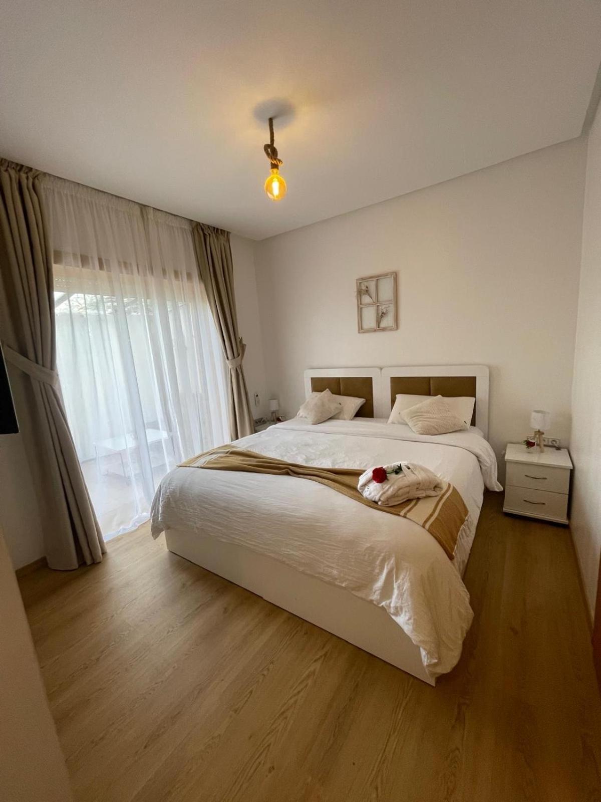Appartement De Luxe Avec Jardin Vue Sur La Piscine Golf Securise 24H Sur 24 A 5 Minutes De L Aeroport Marrakesh Eksteriør billede